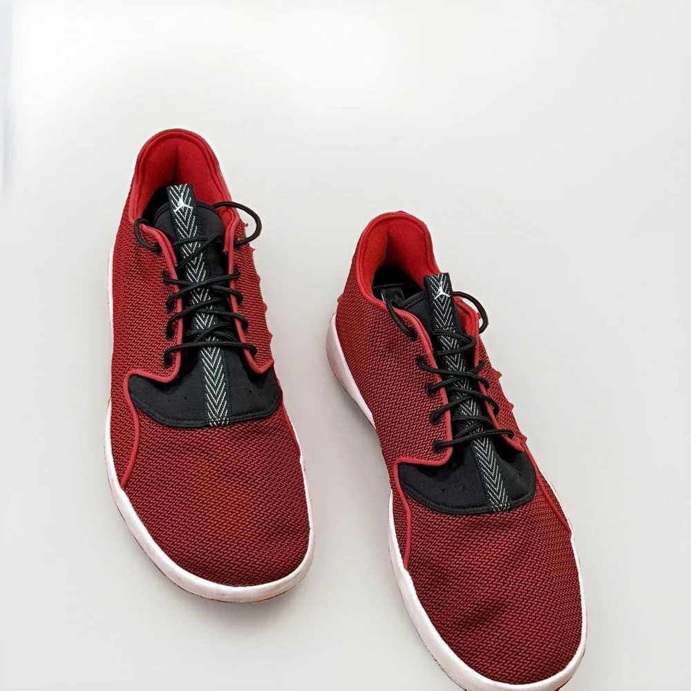 Nike Air Jordan Eclipse University Red White Black Shoes Men’s Size 12‎